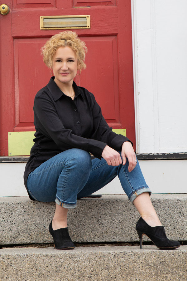 Sarah-Vibrancy_025r-vert Sarah-Vibrancy_025r-vert